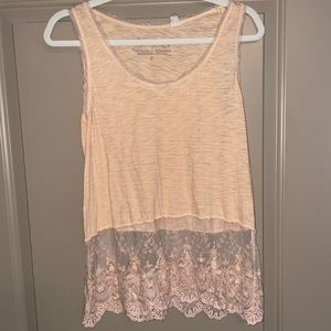 Thread for thought - S - peachy color - crop top with sequins